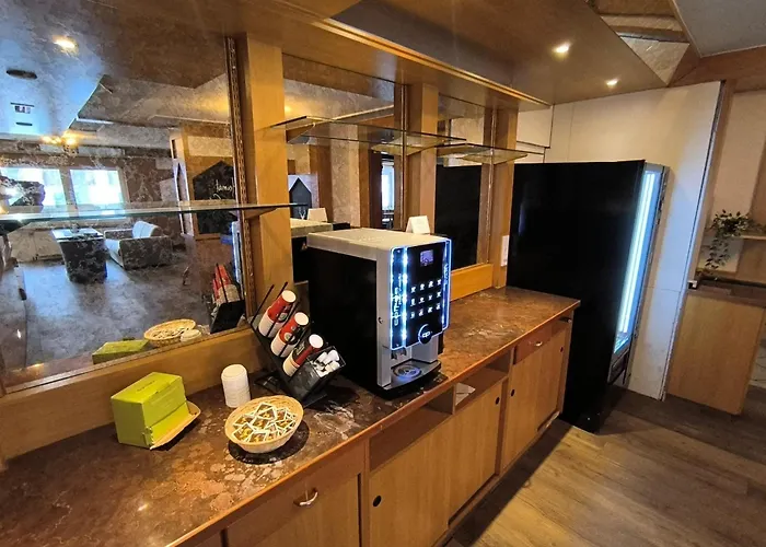 מלון Smart B&b2 Bb2 305